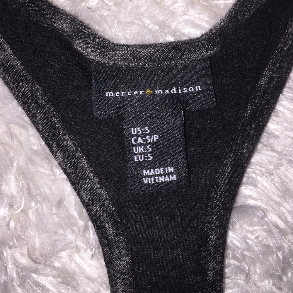 ⭐️🔻Mercer and Madison Racerback Tank - Picture 3 of 3